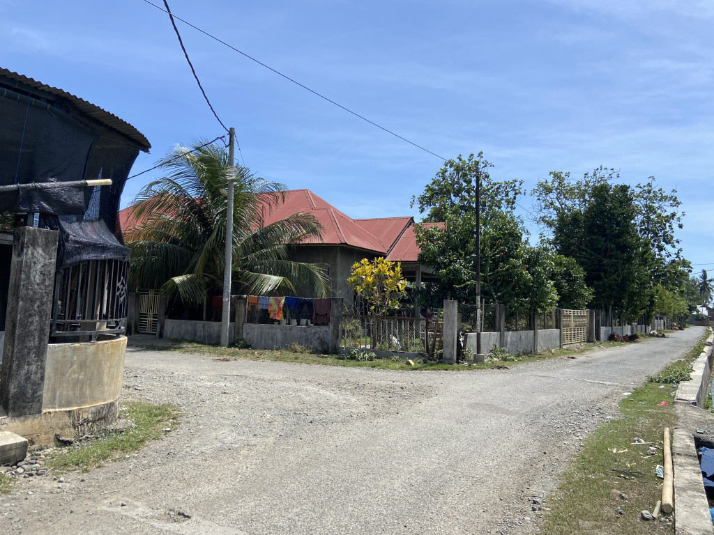 Persimpangan Gampong Alue Adan